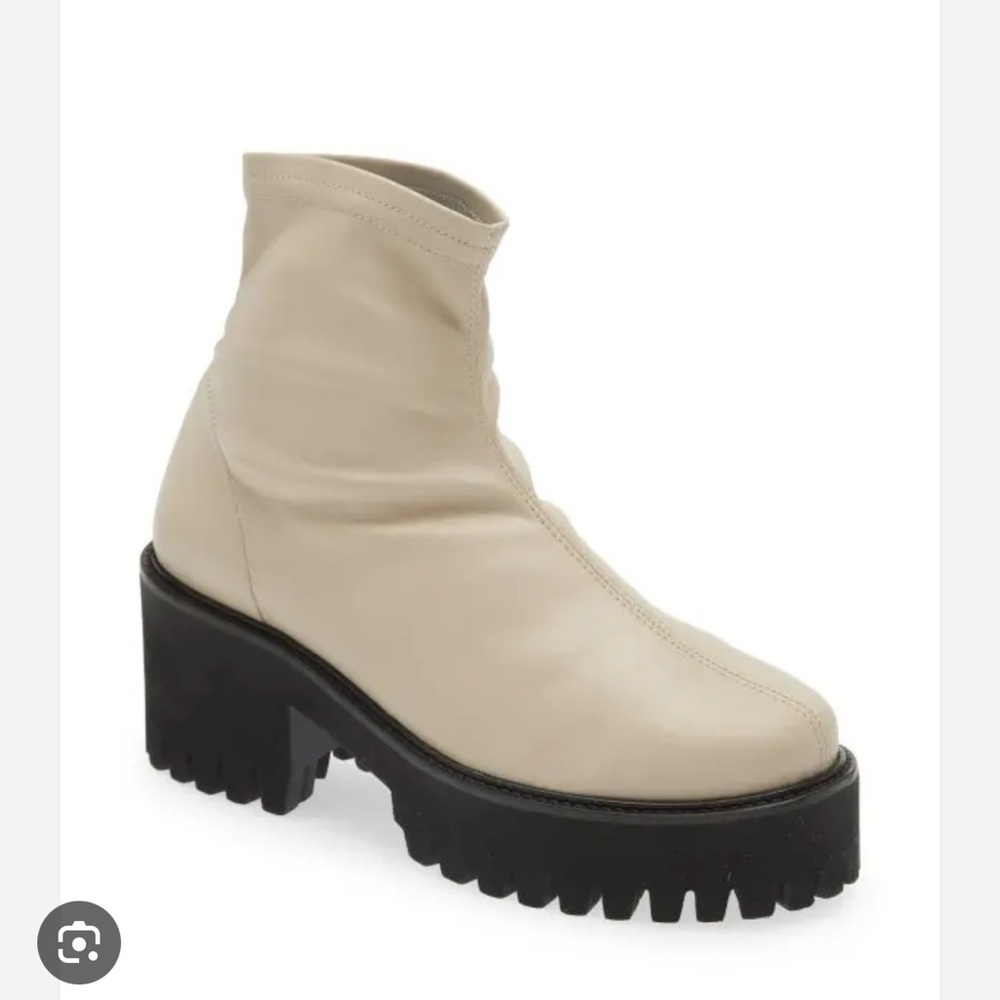 Frame Women’s Le Croyden Bootie. Size 39 1/2